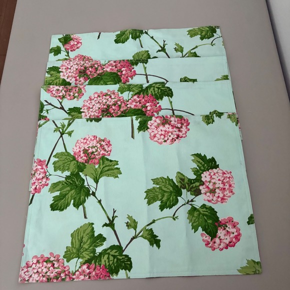 Lauren Ralph Lauren Hydrangea Floral Placemats Set of 4, Cotton 14x9 - Picture 4 of 5